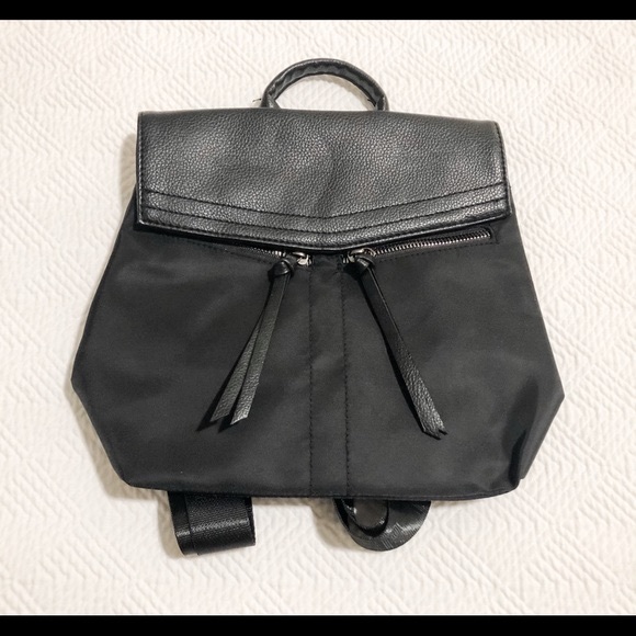 Botkier Trigger Backpack NWT - Picture 3 of 4